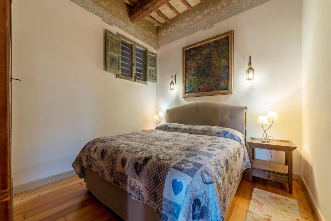 Trastevere Elegant Apartment Rome Bagian luar foto